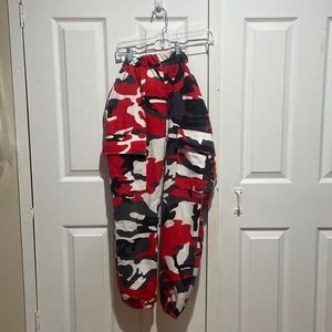 RED BLACK GREY WHITE CAMO SWEATPANTS SUPER SOFT MEDIUM